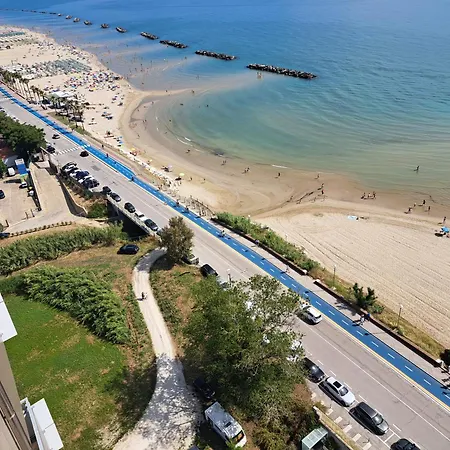 Terrazzo Sul Mare * Porto San Giorgio